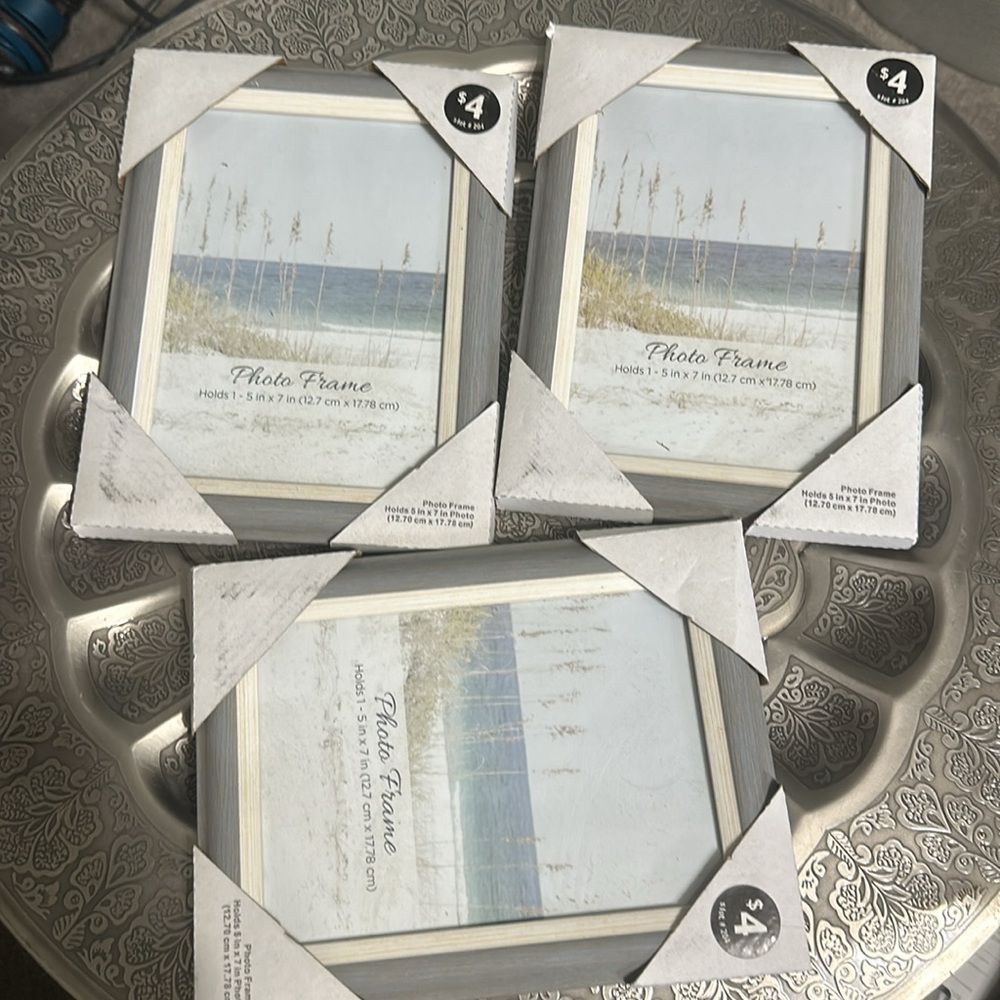 ☀️5/$20 Gray Photo Frame Set. - Picture 2 of 4